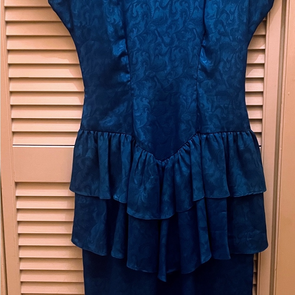 Elegant Blue Ruffled Dress
